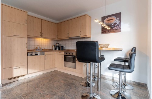 St. Peter-Ording Apartment | High-quality 3-room ground floor apartment directly on the dike with terrace for 4 pers.