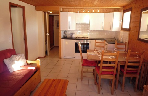 Les Gets Apartment | High quality apartment very close to ski slopes