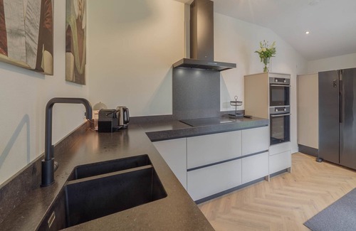 Colijnsplaat House | High-quality detached villa with a sauna