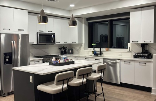 Central Business District Apartment | High Rise Luxury with Epic Views and Resort Style Amenities.