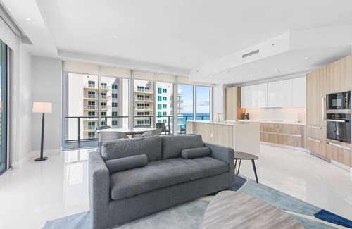 Singer Island Apartment | High Rise Ocean View Condo 2BR 2.5BA