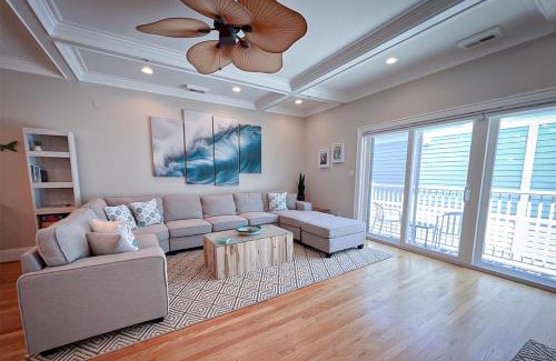 Carolina Beach House | High Tide Hideaway by Sea Scape Properties