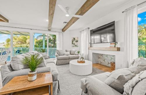 Siesta Key Village House | High Tide