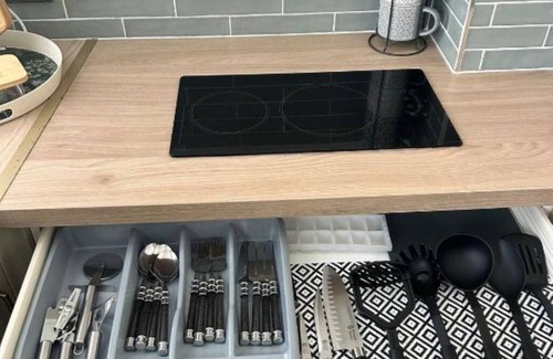 Luton Apartment | High Town Apartments | Just steps from Luton train station