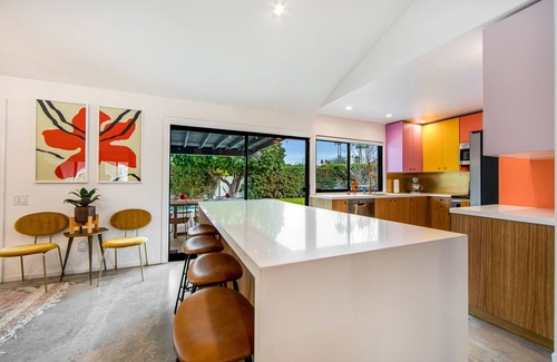 Sonora Sunrise House | Highball House with private pool, spa, firepit & artful designer interior