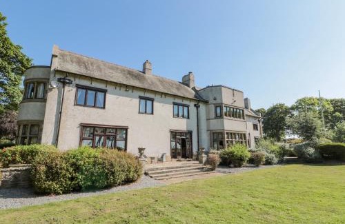 Flamborough House | Highcliffe Manor
