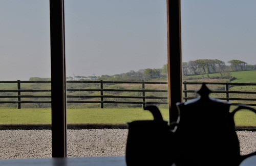 Holsworthy Cottage | HIGHER FORDA, pet friendly, with hot tub in Bradworthy