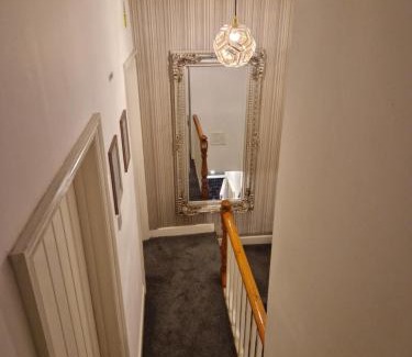 Sheffield House | Highfields Living - All Rooms Ensuite- Free Wifi- Free Local Parking
