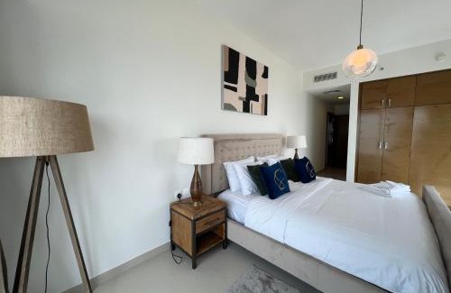 Abu Dhabi Apartment | HighFloor 3BR plus Maids GateTower