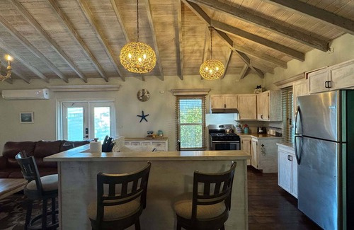 Jimmy Hill House | Highland House π Car Rental π Starlink π Generac