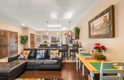 Chalet Village North Condo | Highland Village D202 | 2 Bed, 2 Bath