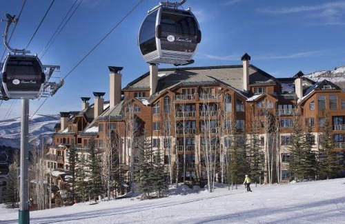 Highlands Townhomes Apartment | Highlands Slopeside #221 condo