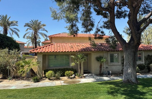 Palm Desert Condo | Highly desirable, A Unit, 3 bedroom, 2 bath, Condo in Deep Canyon Tennis Club.