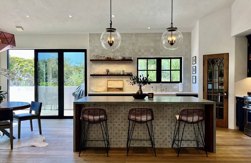 South Redondo House | Highly reviewed unique experience. Please message me for availability!
