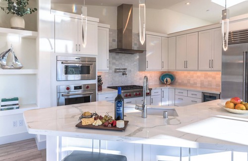 Bodega Bay House | HighTide Haven~New, Warm & Stylish Beach Home in Bodega Bay! HotTub/GmRm
