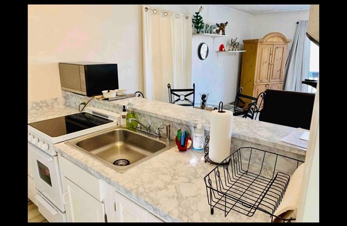 Beech Mountain Condo | Hike, Relax, Bike! All Your Vacation Needs! Pets!