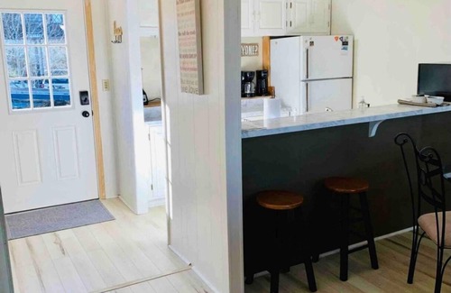 Beech Mountain Condo | Hike, Relax, Bike! All Your Vacation Needs! Pets!