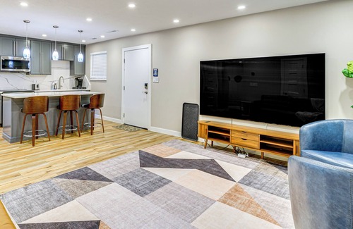 Salt Lake City Condo | Hike & Ski: Condo 8 Mi to Dtwn Salt Lake City!