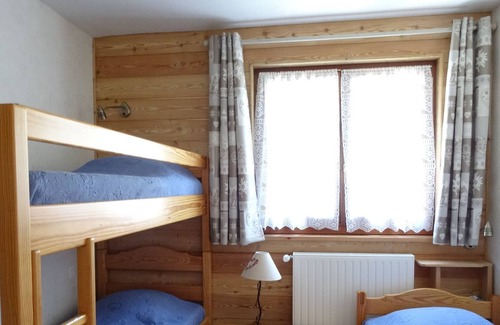 Ceillac Apartment | Hiking for everyone in the Queyras Regional Nature Park.