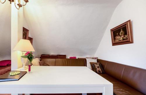 Olewig Apartment | Hildegard von Nell