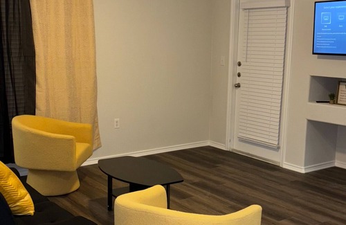 Lakeway Apartment | Hill Country Fairway Haven