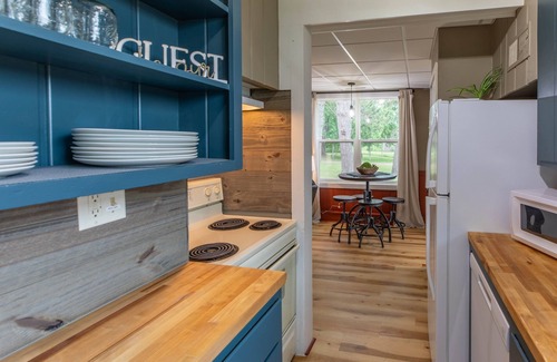 Minocqua House | Hill Hideaway – Pet-Friendly, Mid-Term Lake Retreat