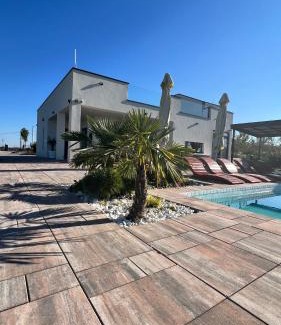 Mladenovac Villa | Hill Luxury House