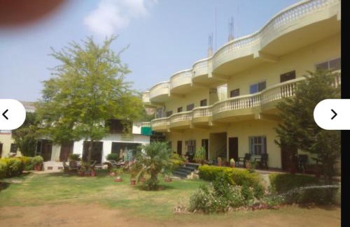 Pushkar Hotel | Hill View