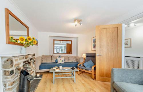 Little Haven House | Hillcrest Cottage