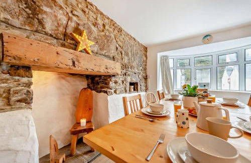 Little Haven House | Hillcrest Cottage