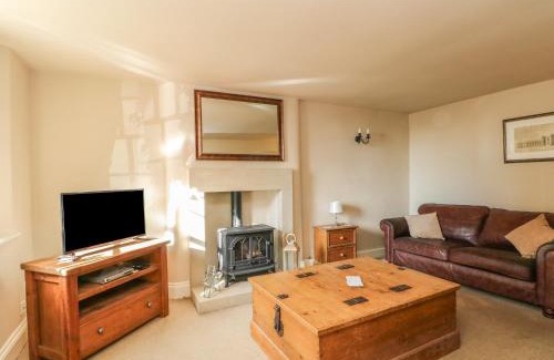 Longnor House | Hillcrest