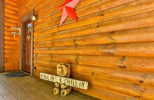 Tate Cabin | Hillin` n Chillin` - 2.4 Miles to Carters Lake, Hot Tub, Game Room/Video Arcade