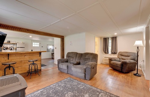 Hillsgrove Cabin | Hillsgrove Cabin w/Private Hot Tub!