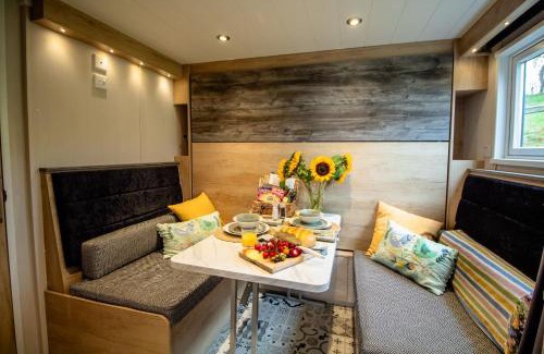 Rhayader House | Hillside Lodge