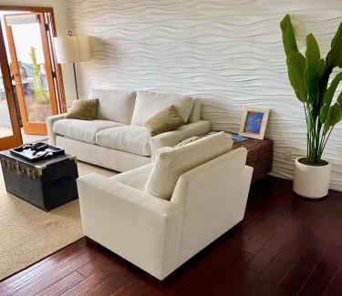 Avalon Villa | Hillside Retreat W Hot Tub & Shared Pool