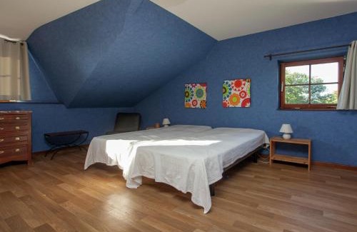 Stavelot House | Hillside Stay near Coo Fall