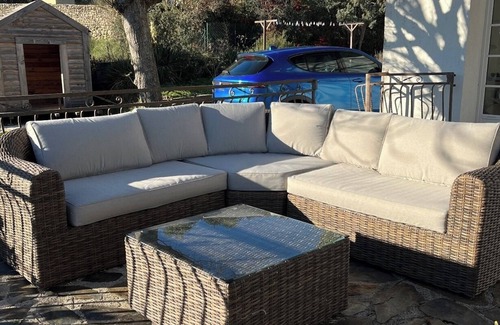 Saint-Ambroix Villa | Hillside villa