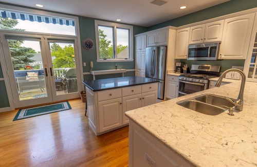 Michigan City House | Hilltop Beachwalk Resort Beauty for 23 guests!