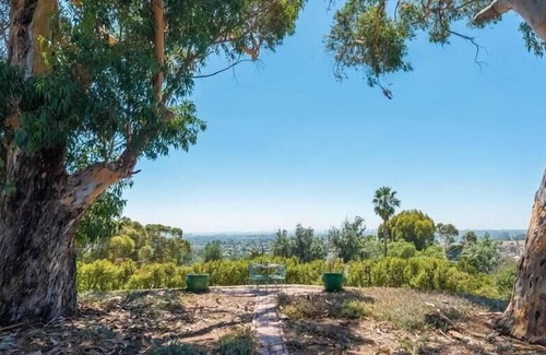 Encanto Cottage | Hilltop Cottage - Incredible views of San Diego!