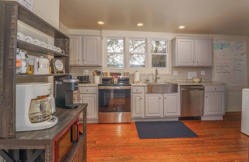 Brevard House | Hilltop Haven - Historic Pet Friendly Cottage in Brevard