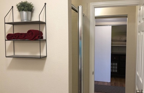 Mount Vernon Apartment | Hilltop House Studio, Hilltop Getaway with Amazing Views of Lookout Mountain