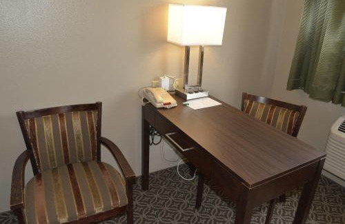 Billings Hotel | Hilltop Inn by Riversage