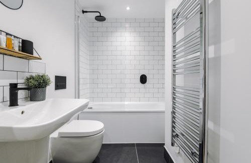 Chinatown Apartment | Hilltop Serviced Apartments - Piccadilly