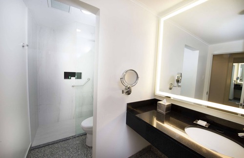 Kennedy Hotel | Hilton Colon Guayaquil