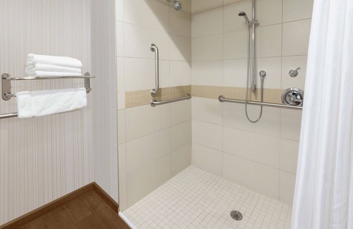 Central Oakland Hotel | Hilton Garden Inn Pittsburgh University Place