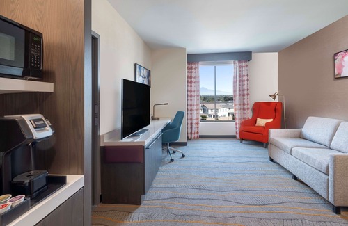 Westmont Hotel | Hilton Garden Inn Pomona Chino