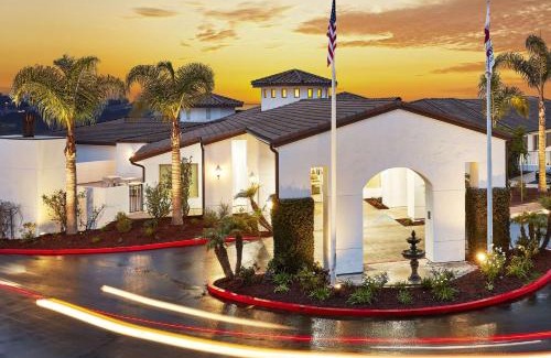 Pismo Beach Hotel | Hilton Garden Inn San Luis Obispo/Pismo Beach