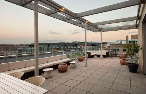 West End Hotel | Hilton Garden Inn Washington DC/Georgetown Area