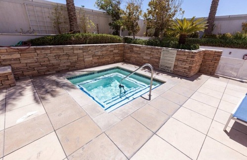 Las Vegas Condo | Hilton Grand Vacations Club at Trump International Hotel Las Vegas - 1 Bedroom