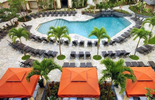 Waikiki Condo | Hilton Hawaiian Village. Fabulous Beach And Lagoon! Spacious two bedroom suite!